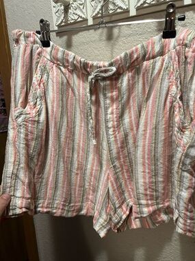 Briggs New York Striped High Waist Women’s Shorts - Pink, Cream, Tan